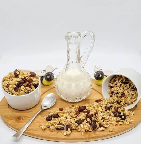 Kurzes MHD - Imkerei Domke's honey crunch mit Cranberries und Sultaninen, Honig-Knuspermüsli – Bild 4